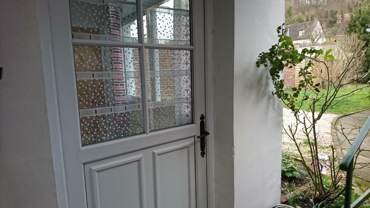 Le Jardinet Appartement Pont-Sainte-Maxence Buitenkant foto